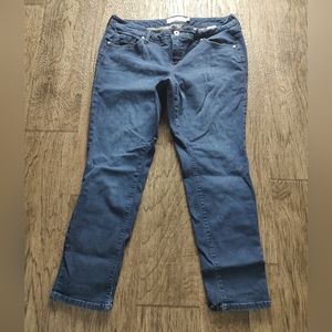 Torrid plus size straight leg dark jeans Women's plus Size 16S